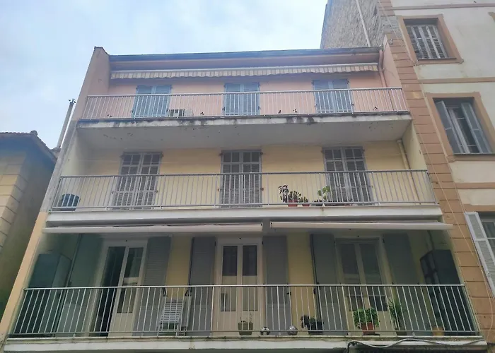 T3 Centre Apartment *